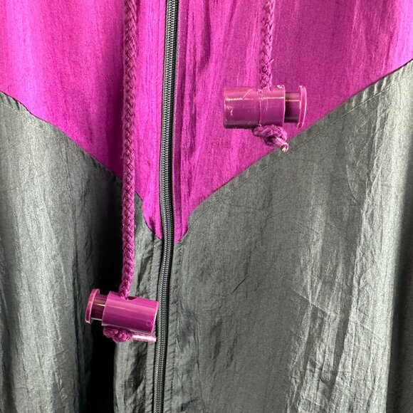 Vintage 90s Style Nylon Zip Jogger - Picture 4 of 12